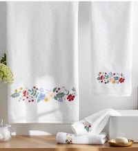 Tracy & Co Embroidered Hand Towel - Strawberry Fields