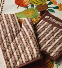 Tracy & Co Oven Mitt - Acorns
