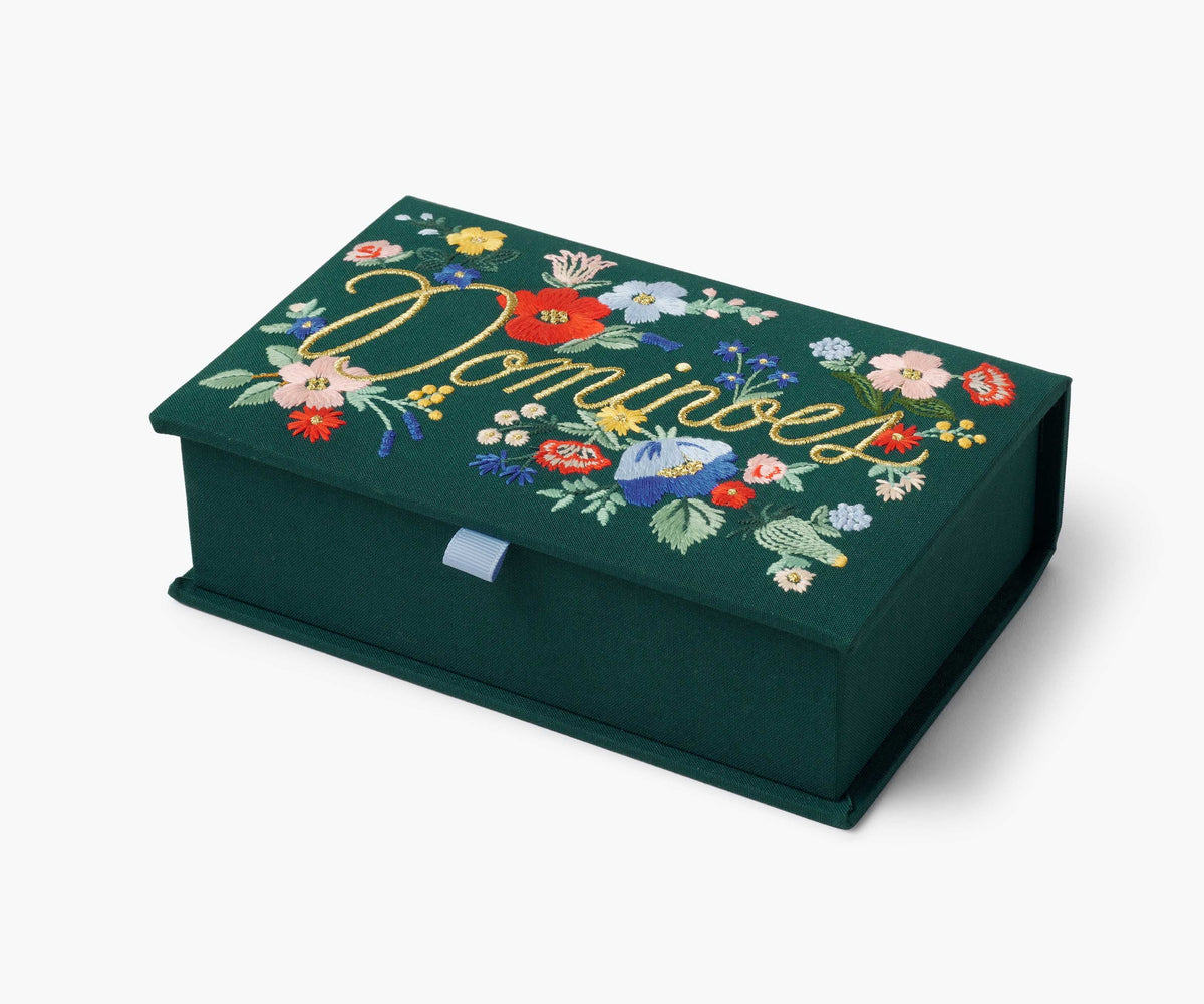 Tracy & Co Domino Set - Strawberry Fields