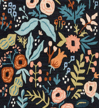 Tracy & Co Les Fleurs Lourdes Wool-Hooked Rug - Black