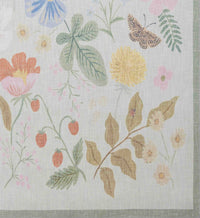 Tracy & Co Cotswolds Strawberry Fields Power Loomed Rug - Ivory