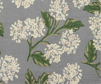 Tracy & Co Joie Hydrangea Wool-Hooked Rug - Grey