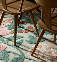 Tracy & Co Highgrove Roses Wool Hooked Rug - Mint