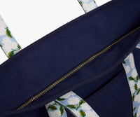 Tracy & Co Canvas Carry All - Hydrangea
