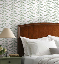 Tracy & Co Climbing Vines Wallpaper - White & Metallic Gold