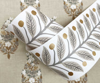 Tracy & Co Garden Trim Wallpaper - Linen